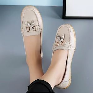 Light beige loafer